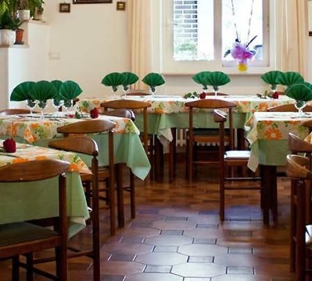 Albergo Lido Silvi Marina Exterior photo